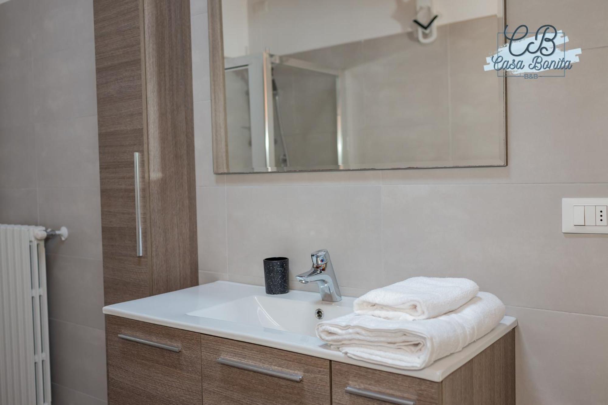 Casa Bonita Rho Aparthotel Екстериор снимка