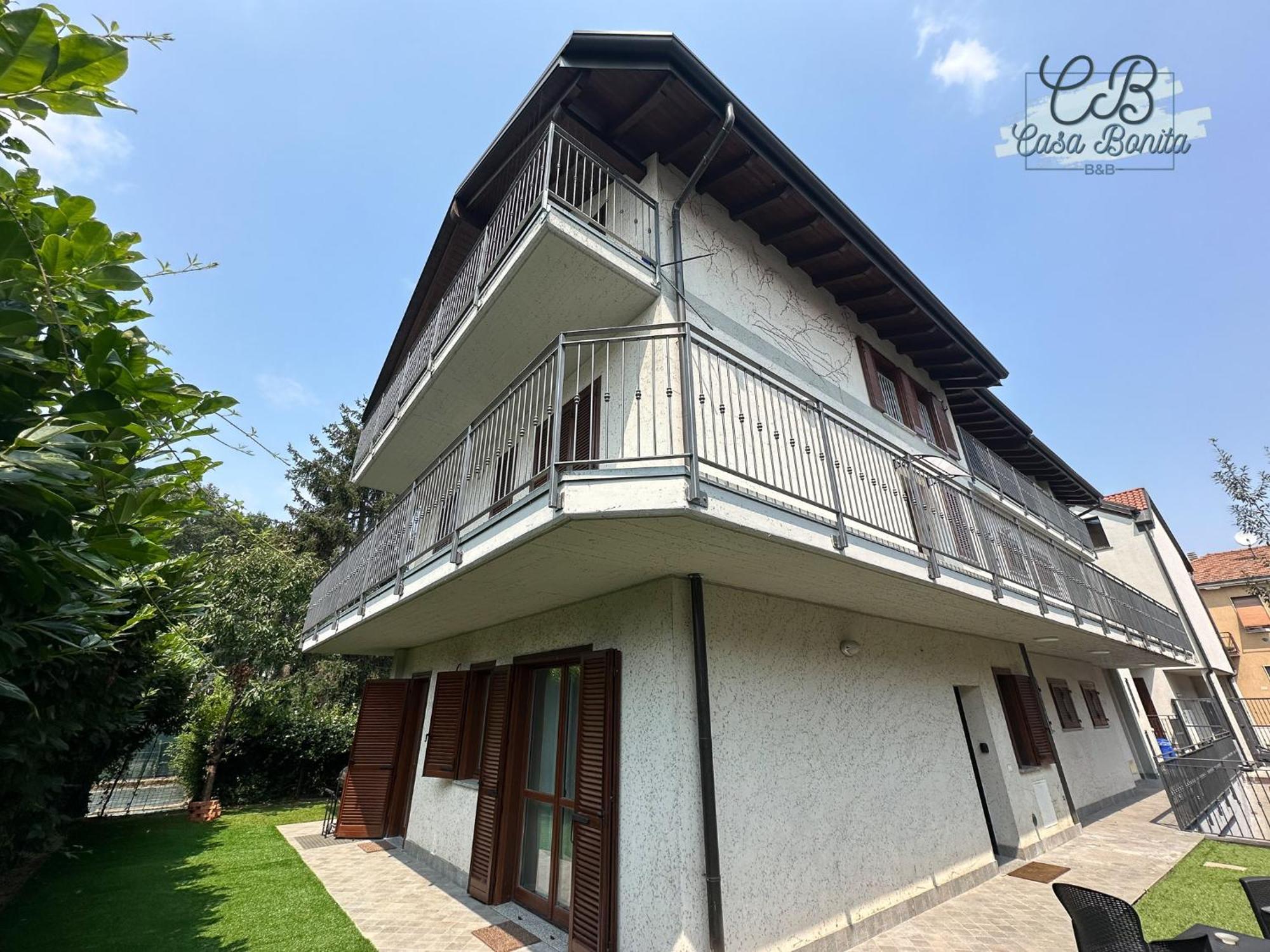 Casa Bonita Rho Aparthotel Екстериор снимка
